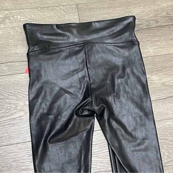 Spanx Faux Leather White Side Stripe Leggings Size XS NEW. - Picture 8 of 11